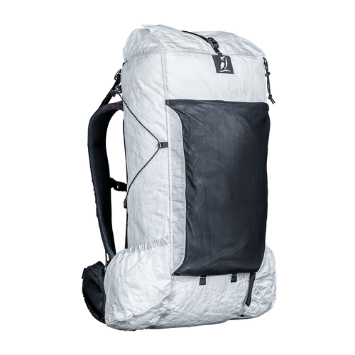 angled front view of CS40 Ultra backpack with a focus on large stretch mesh pocket