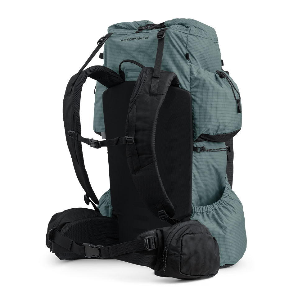 shadowlight backpack rear turned arctic blue