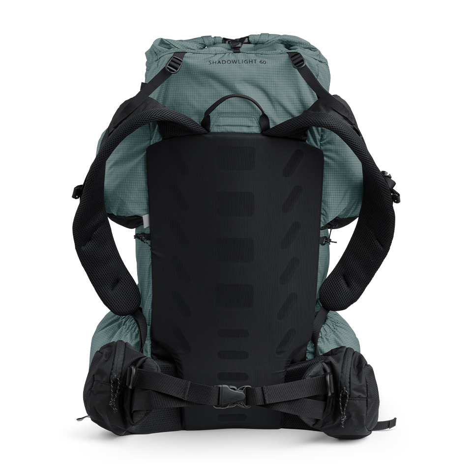 shadowlight backpack back facing arctic blue