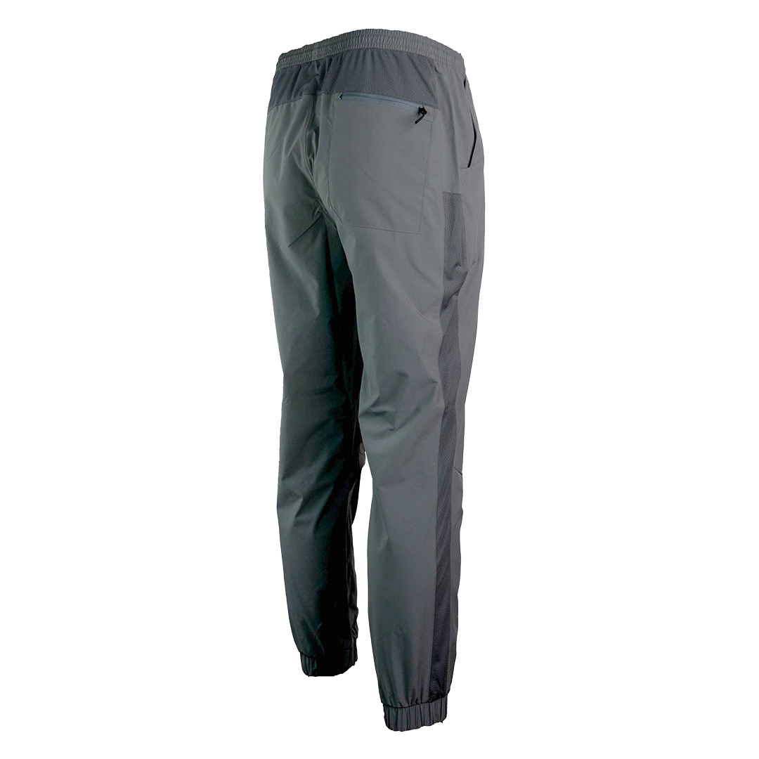 rear view of men's gray Skyline Joggers & rear pocket