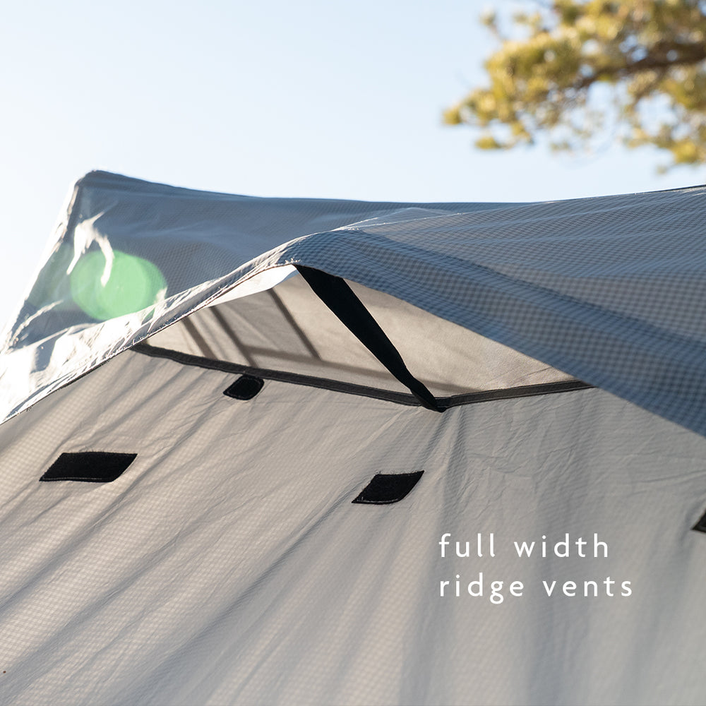Full-width ridge vent on ultralight trekking pole tent for airflow