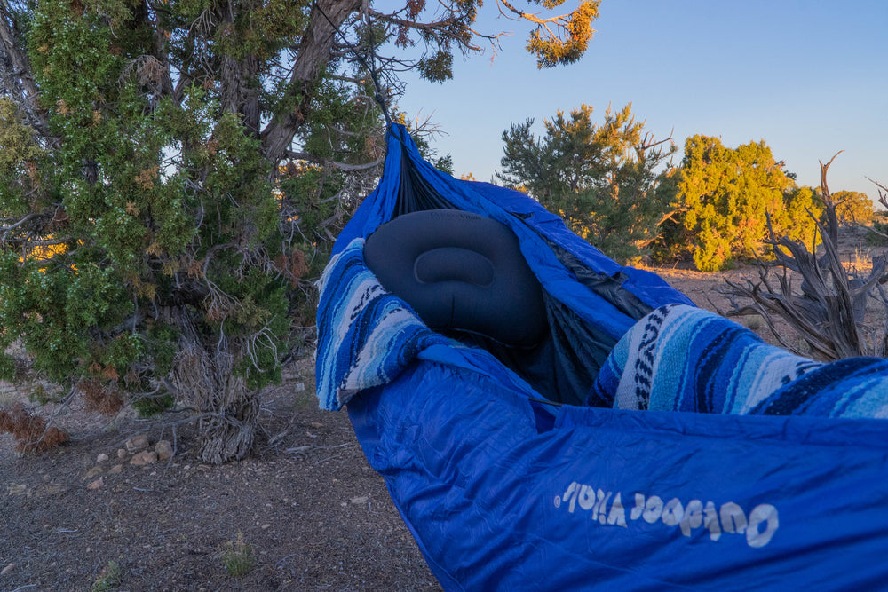  Outdoor Vitals Down UnderQuilt for Ultralight Backpacking - 15  Degree Long : Sports & Outdoors